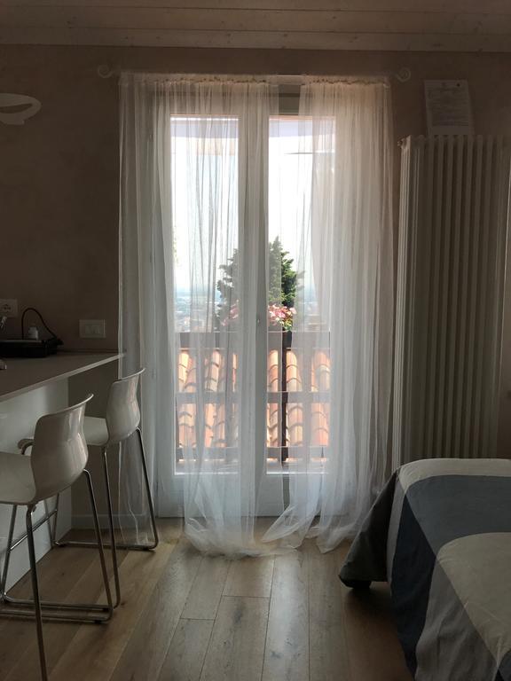 Livinn Bergamo La Mansardina1 E La Mansardina2 Buitenkant foto